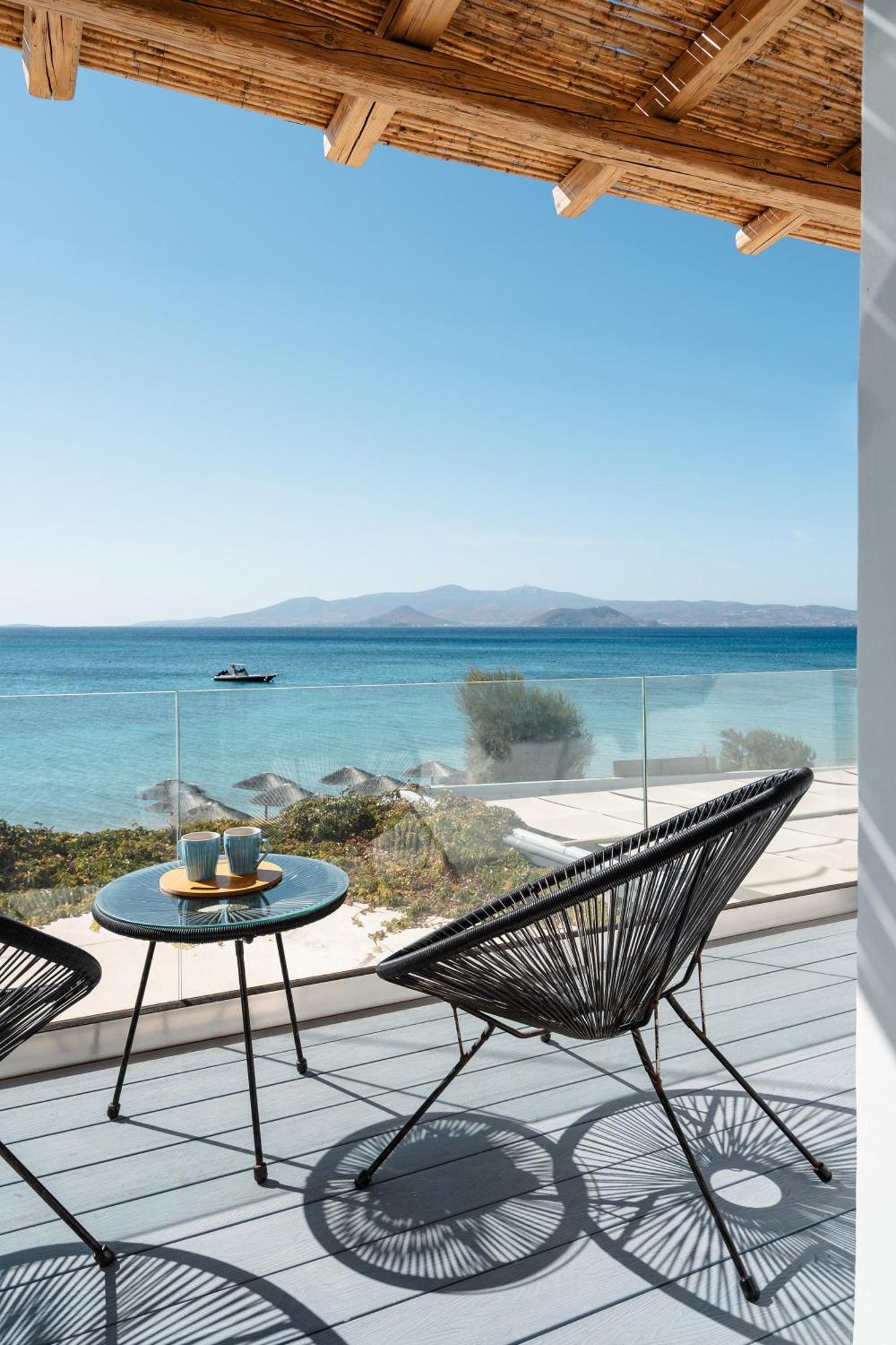 Agia Anna  Manios Suites מראה חיצוני תמונה