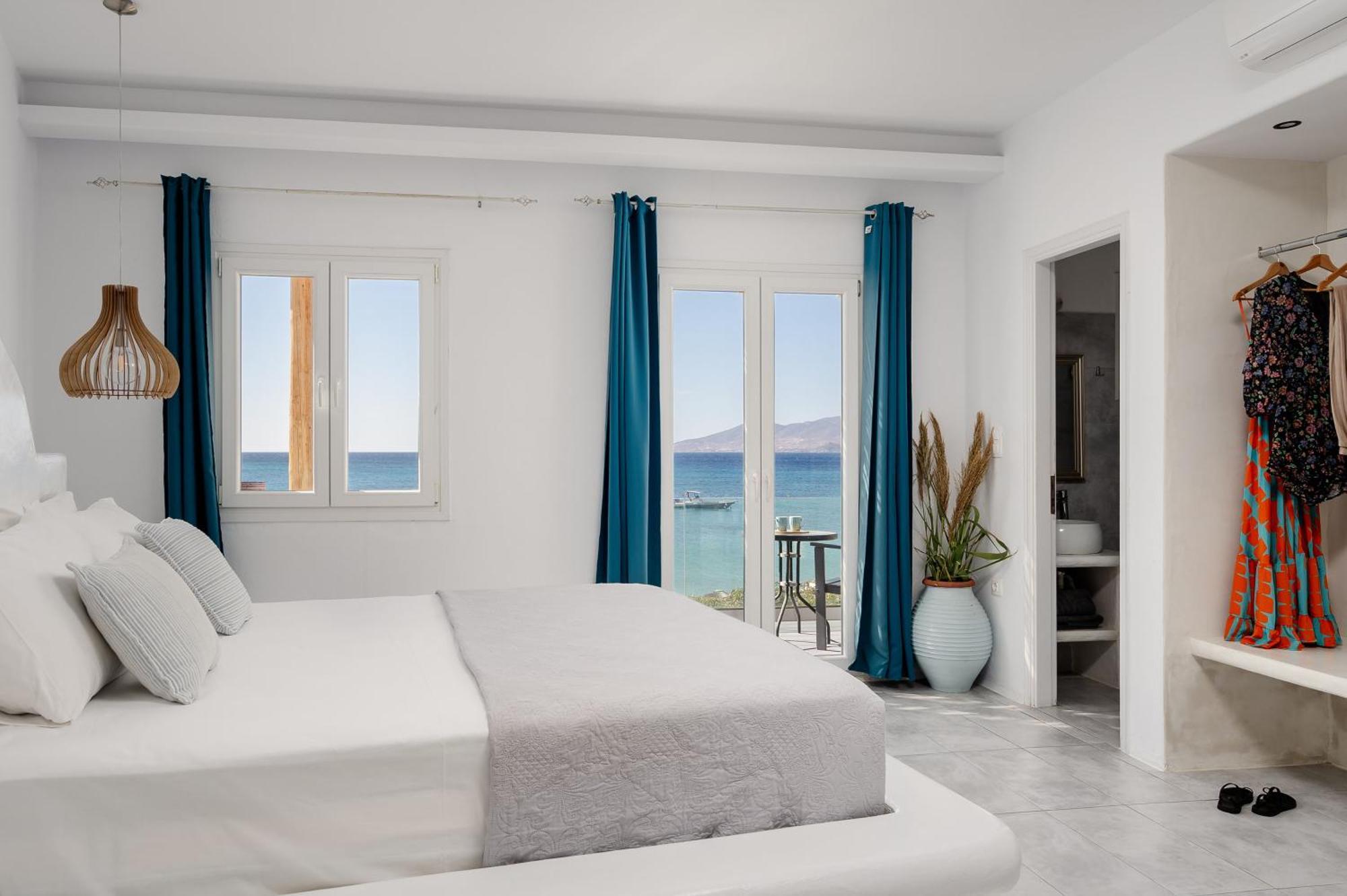 Agia Anna  Manios Suites מראה חיצוני תמונה