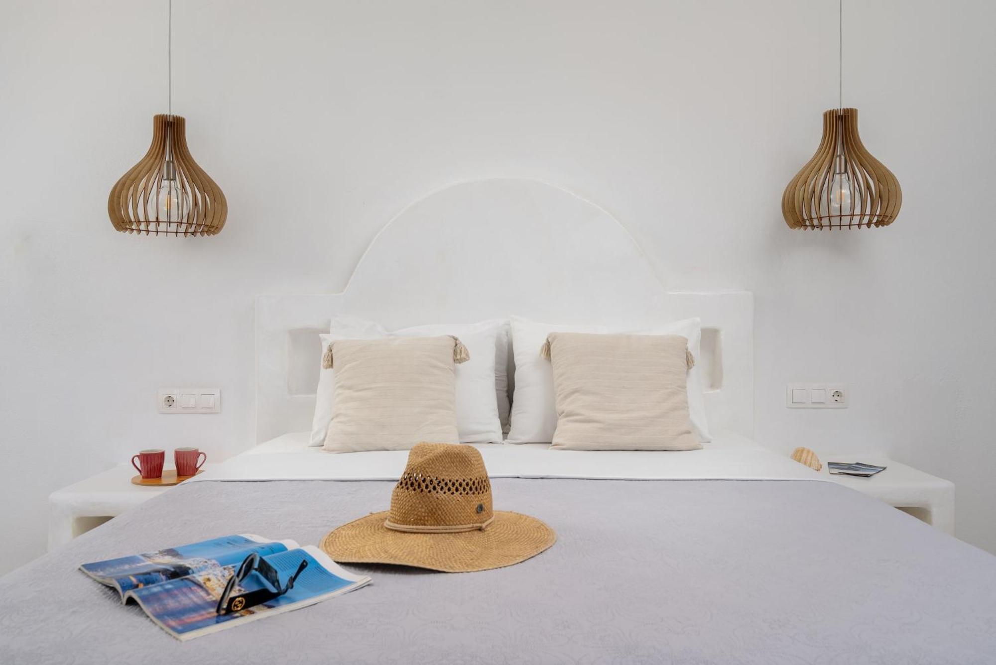 Agia Anna  Manios Suites מראה חיצוני תמונה