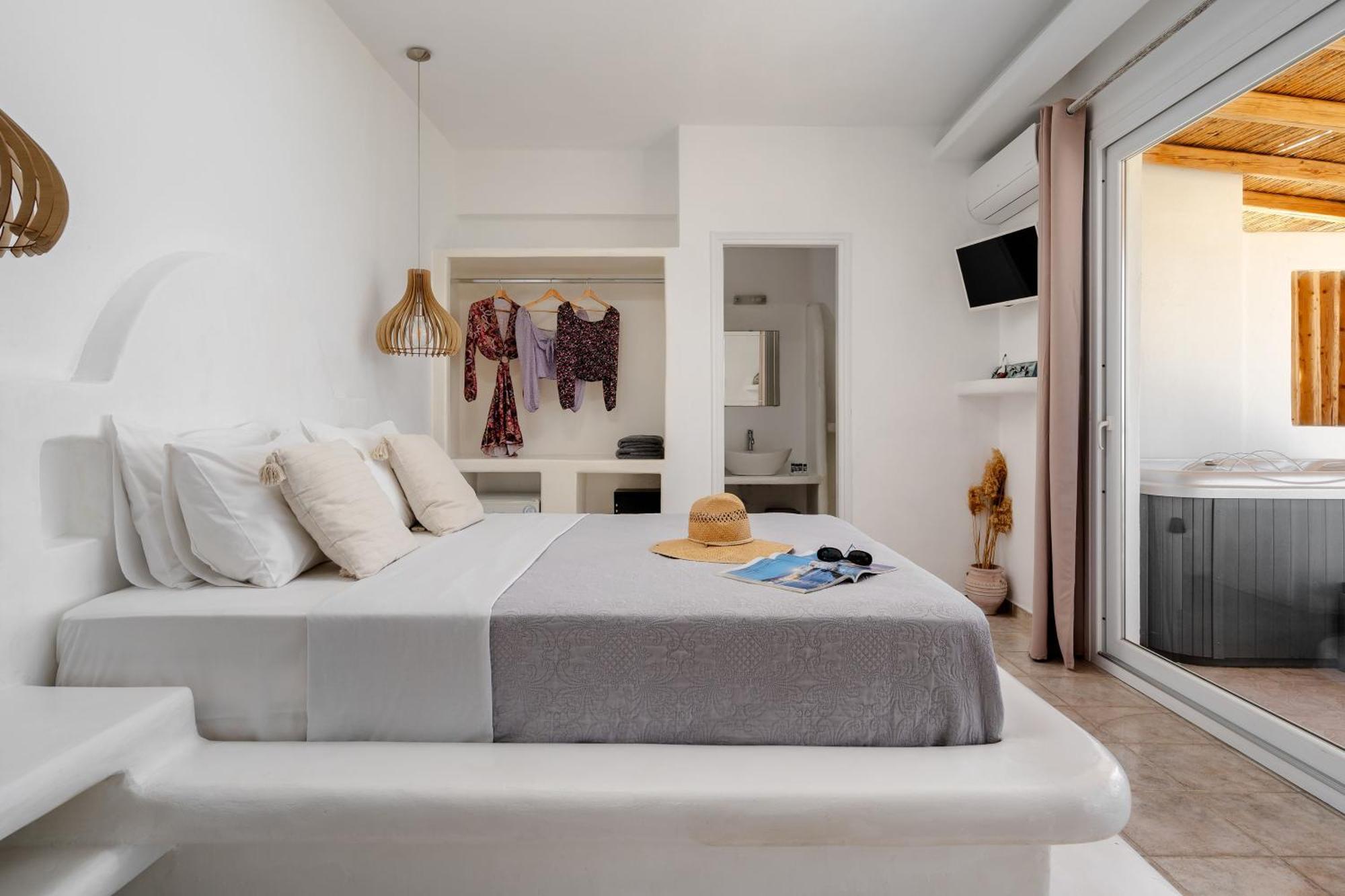 Agia Anna  Manios Suites מראה חיצוני תמונה