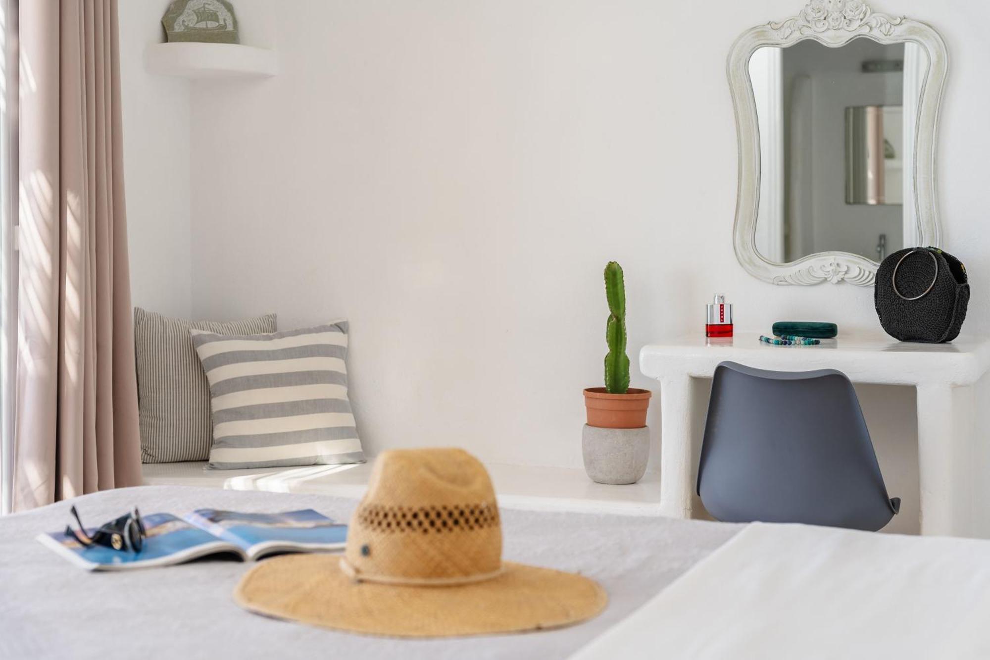 Agia Anna  Manios Suites מראה חיצוני תמונה