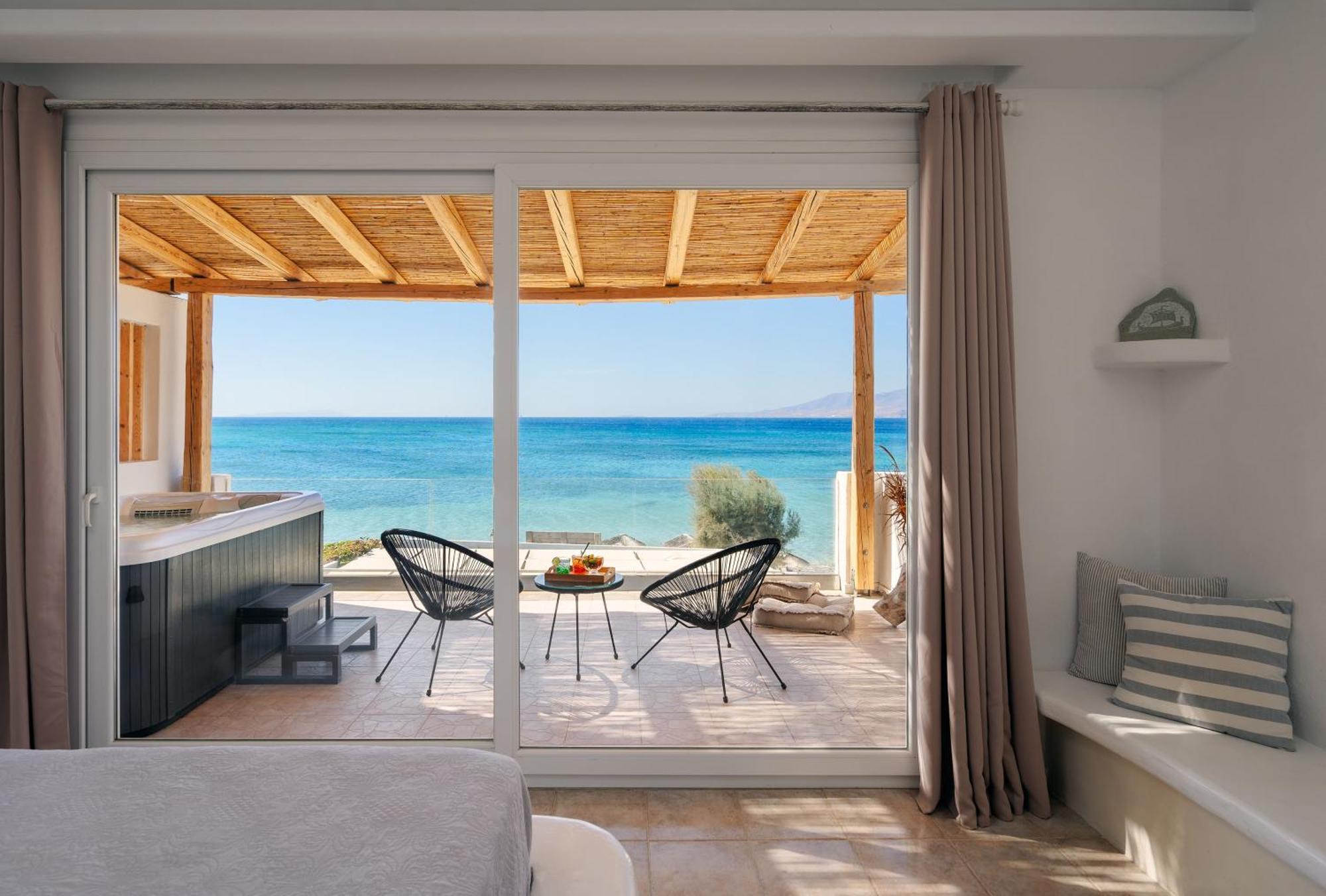Agia Anna  Manios Suites מראה חיצוני תמונה