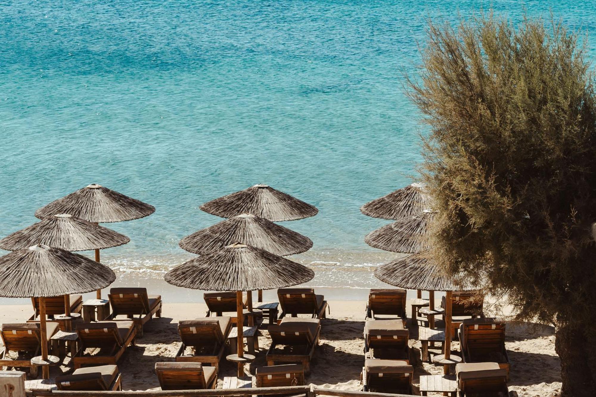 Agia Anna  Manios Suites מראה חיצוני תמונה